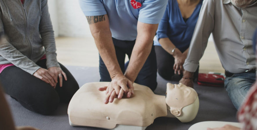 Les évolutions du mannequin LAERDAL Little Anne